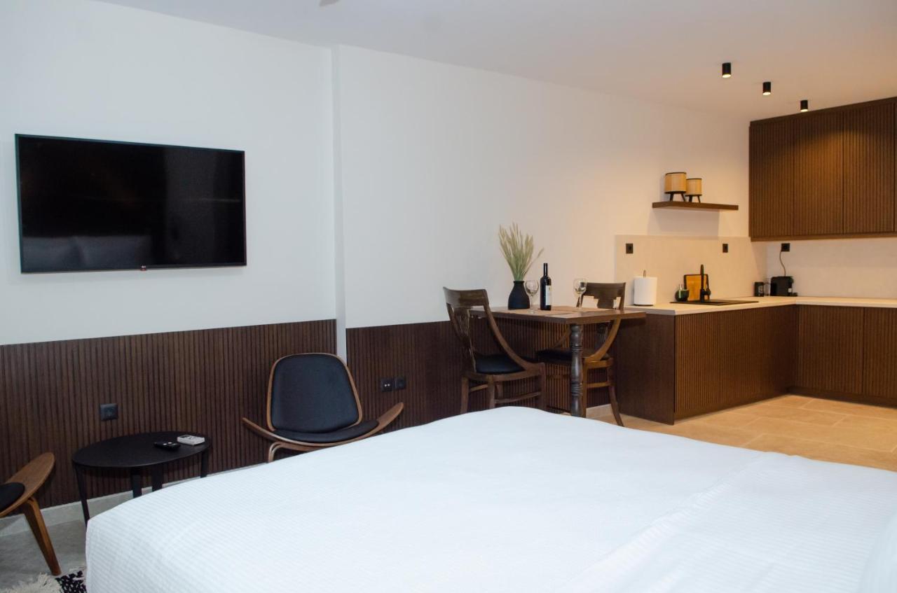 Leone Suites Nafpaktos Exteriér fotografie