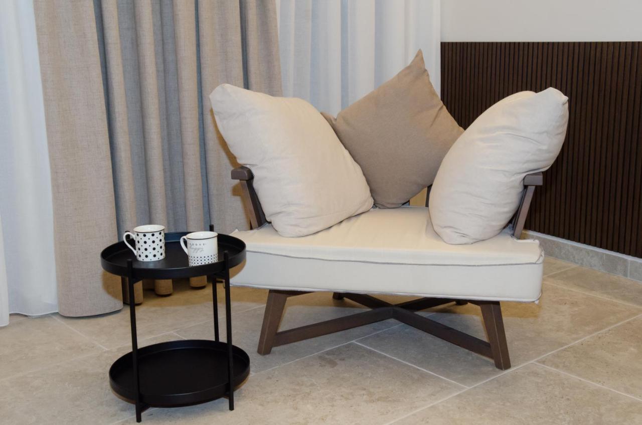Leone Suites Nafpaktos Exteriér fotografie