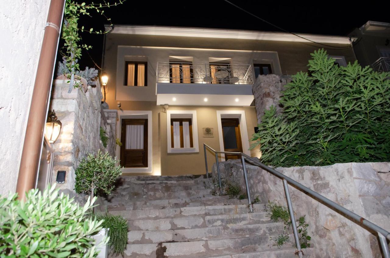 Leone Suites Nafpaktos Exteriér fotografie